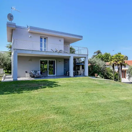 Casa Linda Шале *